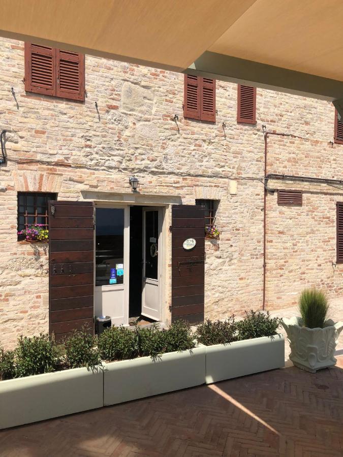 Castello - Solo Pernotto Hotel Cupra Marittima Buitenkant foto