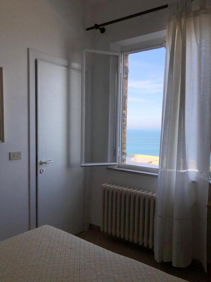 Castello - Solo Pernotto Hotel Cupra Marittima Buitenkant foto
